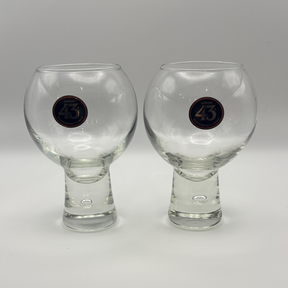 2 Licor 43 Liquor Glasses‎ Spain
Bubble Unused Flawless